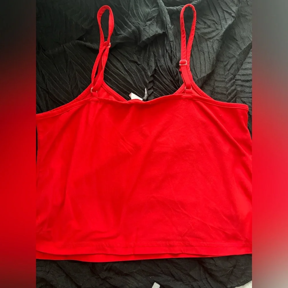 Red cami - Picture 2 of 4